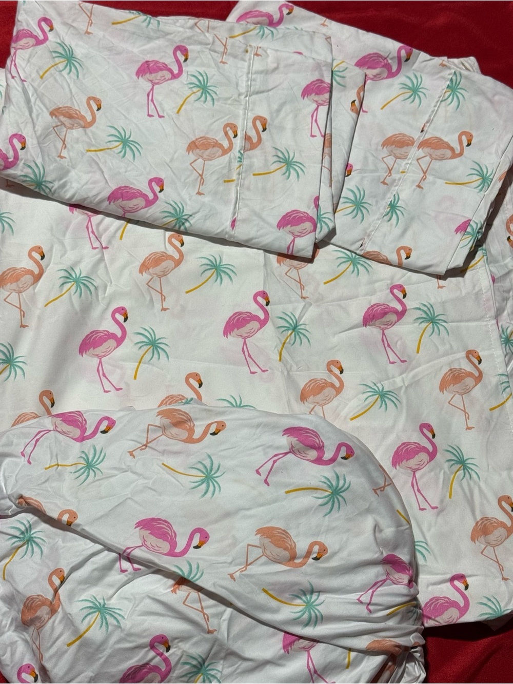 Que White Cotton Sheet Set with Pink and Peach Flamingo Pattern